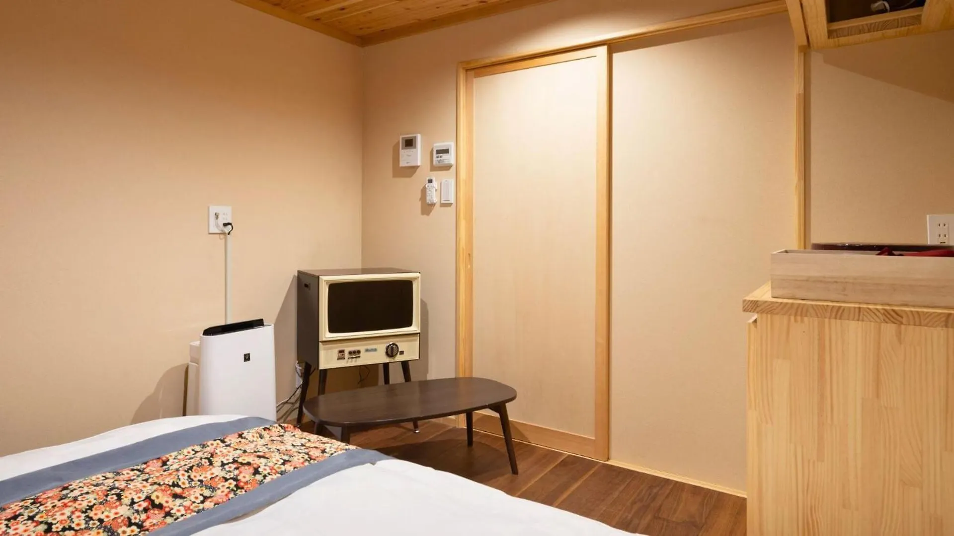 Apartment 至誠宿 Shisei-Juku Omiya-Gojo Kyōto Japan